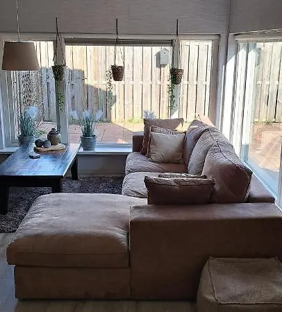 Holiday home Onder De Walnoot Ermelo